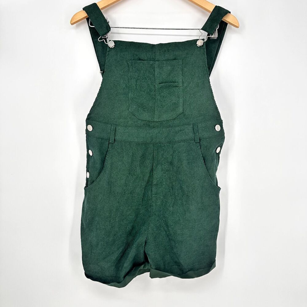 NWT Cider Women's Medium Kelly Green‎ Corduroy Bib Overall Cuffed Hem Y2k Shorts